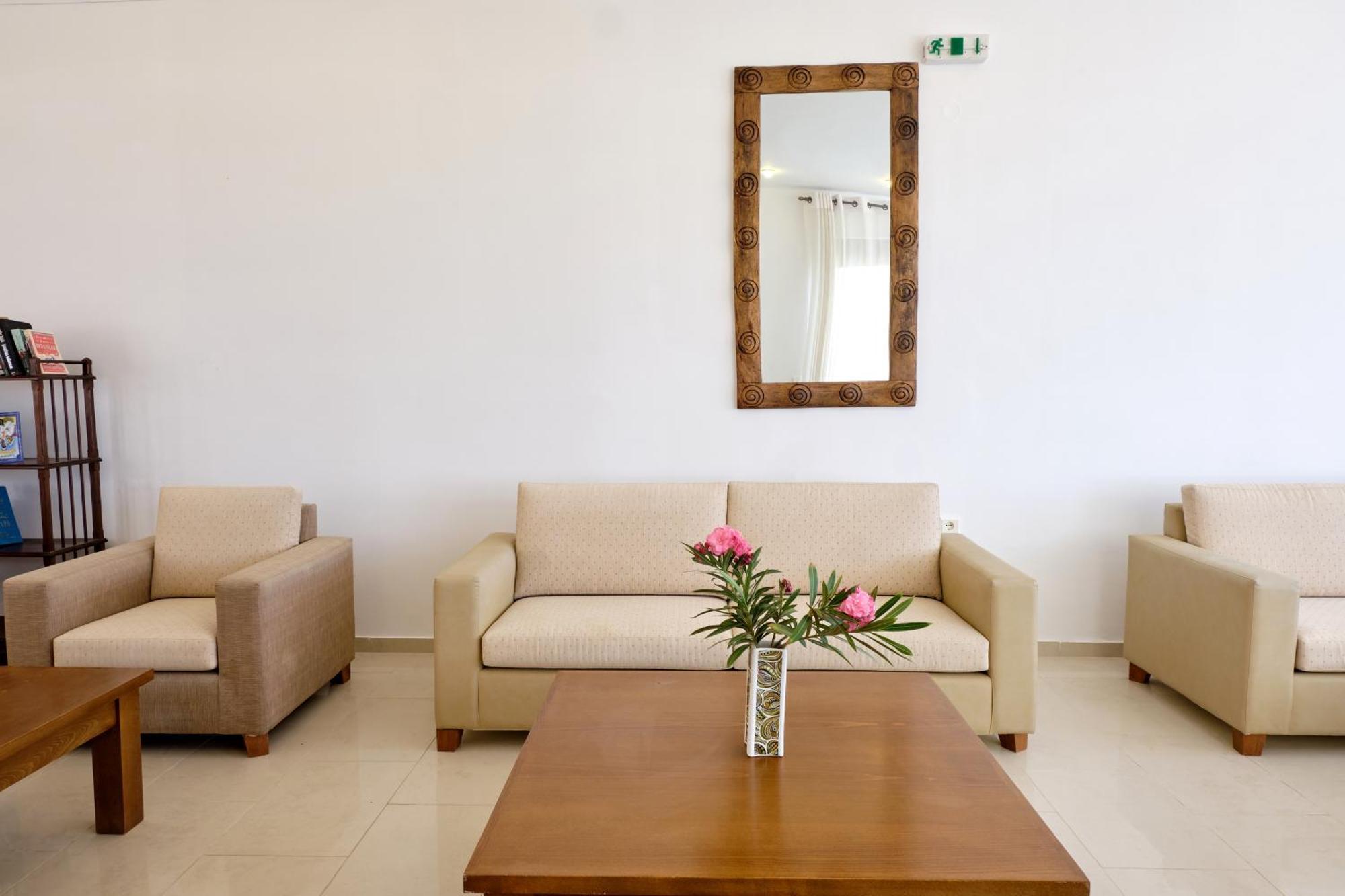Niros Beachfront Aparthotel Kokkini Hani 外观 照片