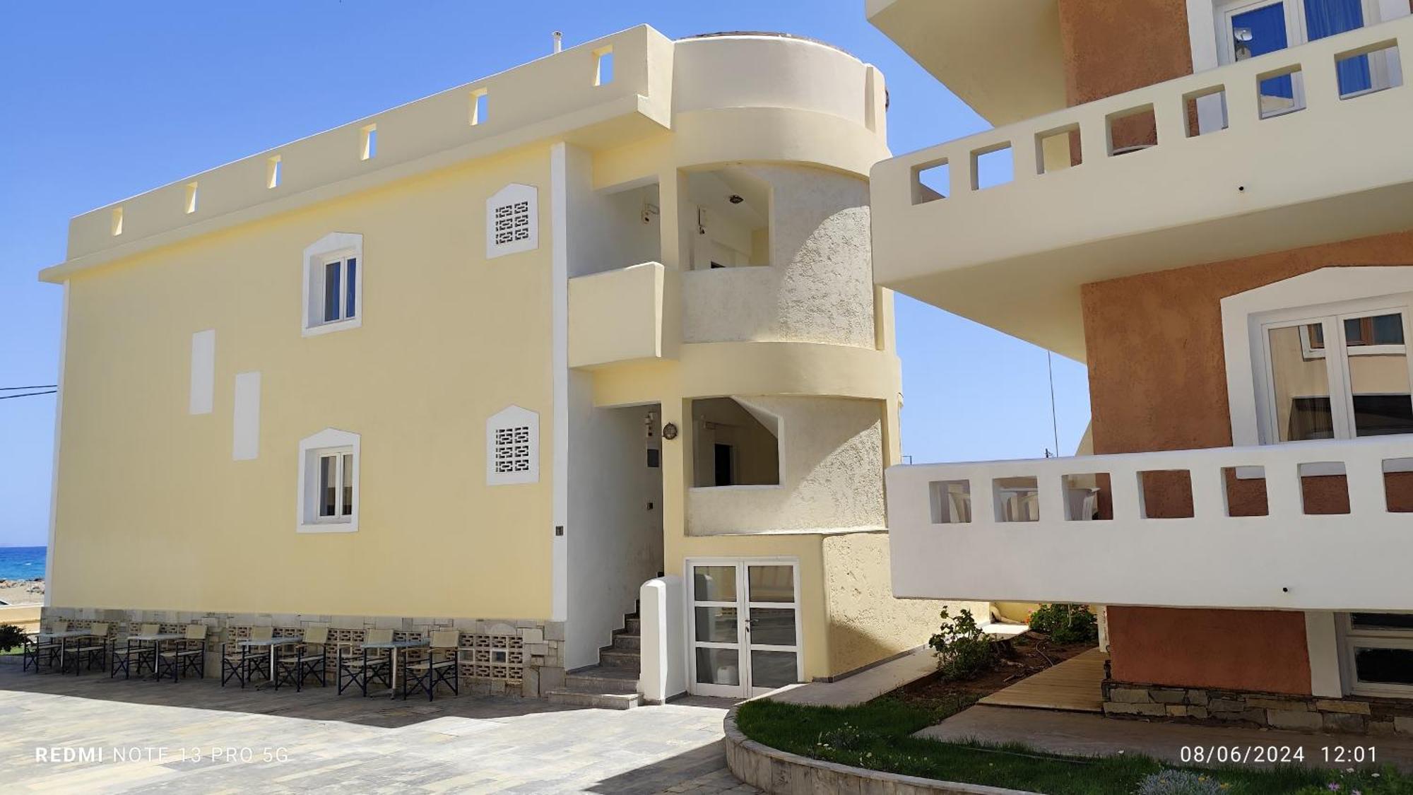 Niros Beachfront Aparthotel Kokkini Hani 外观 照片