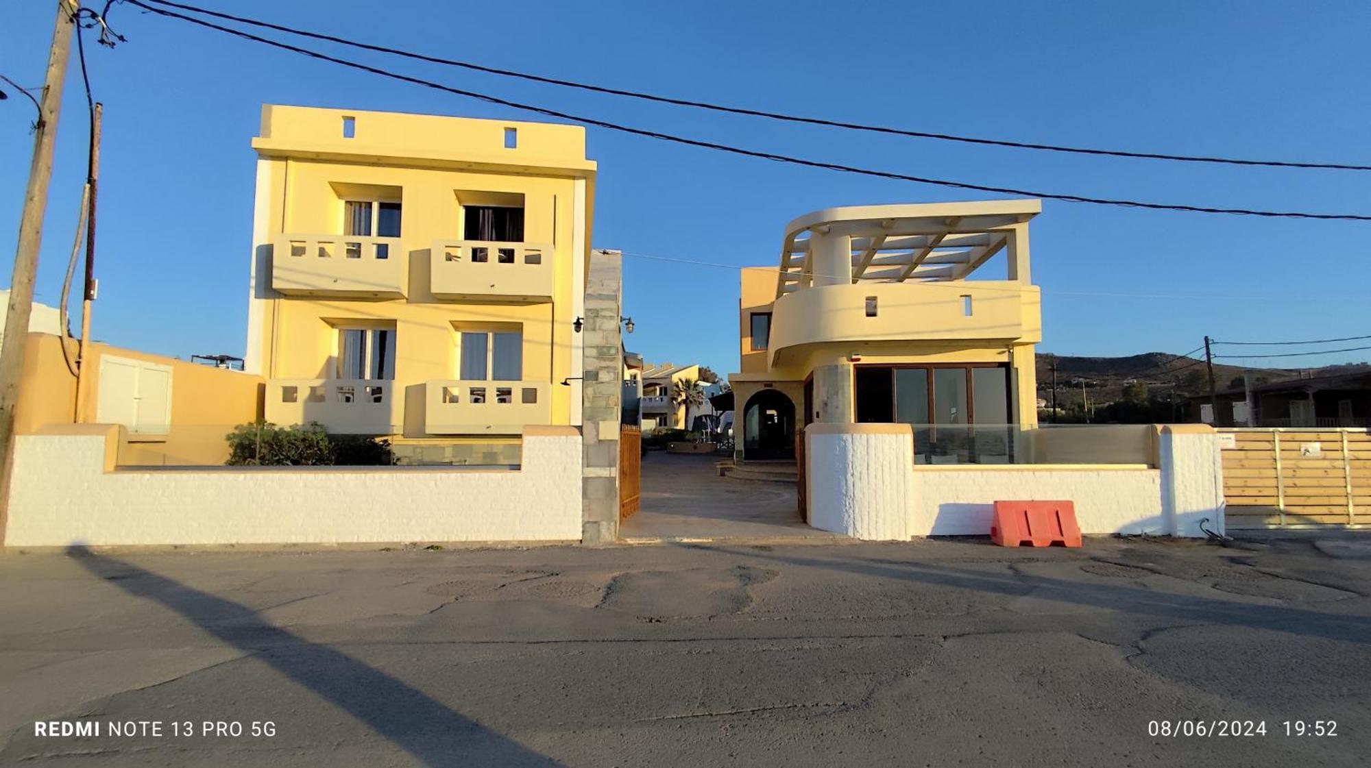 Niros Beachfront Aparthotel Kokkini Hani 外观 照片