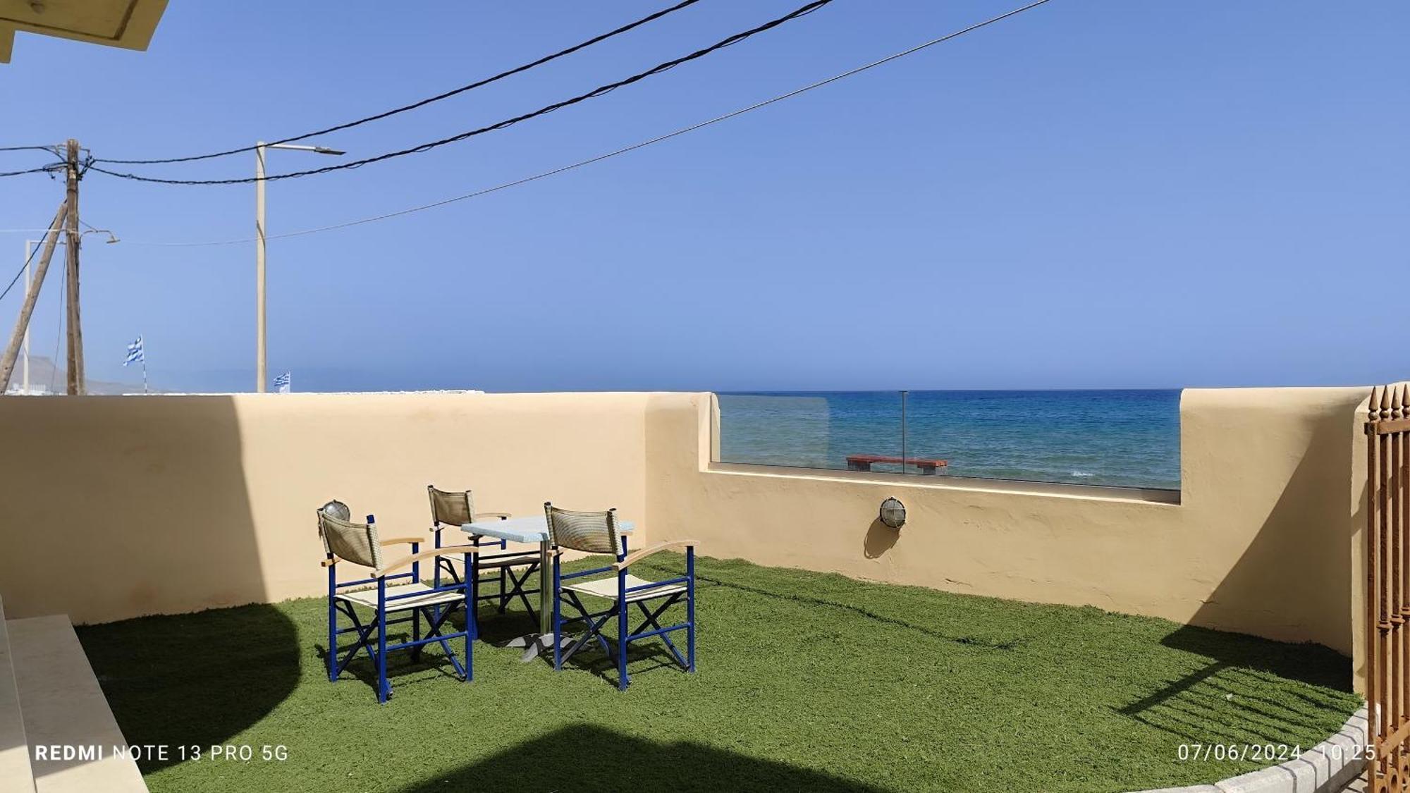 Niros Beachfront Aparthotel Kokkini Hani 外观 照片
