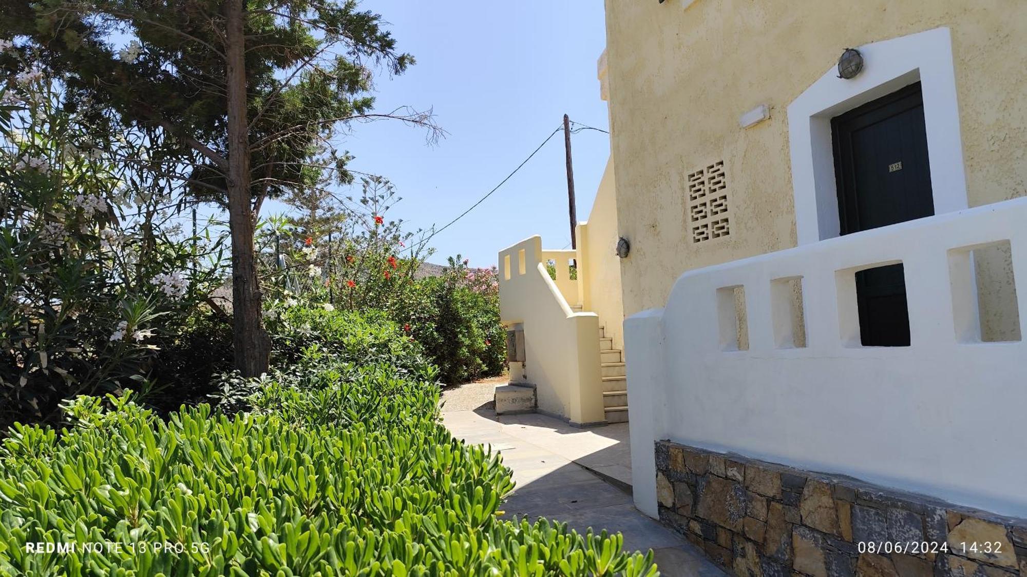 Niros Beachfront Aparthotel Kokkini Hani 外观 照片
