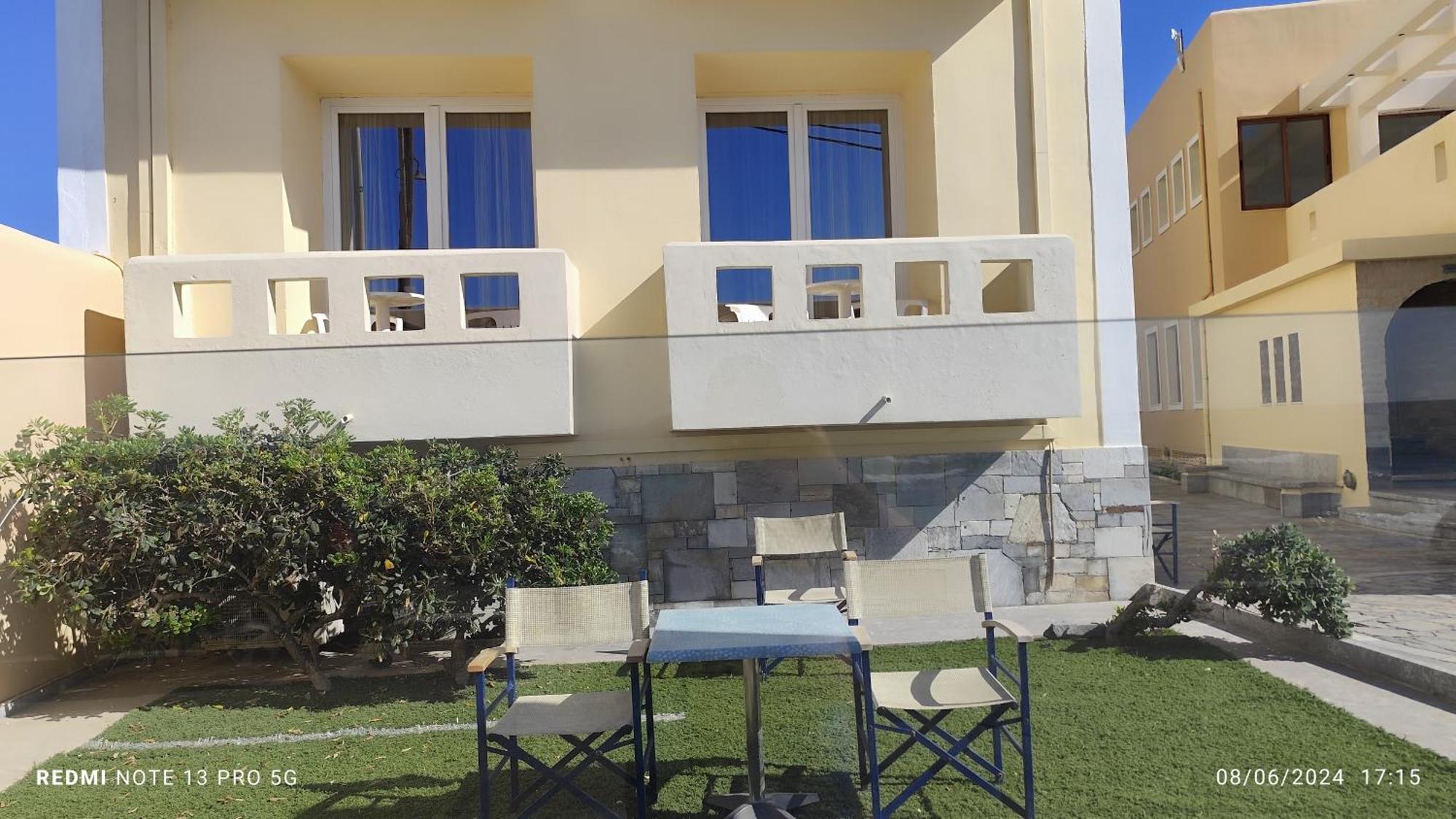 Niros Beachfront Aparthotel Kokkini Hani 外观 照片